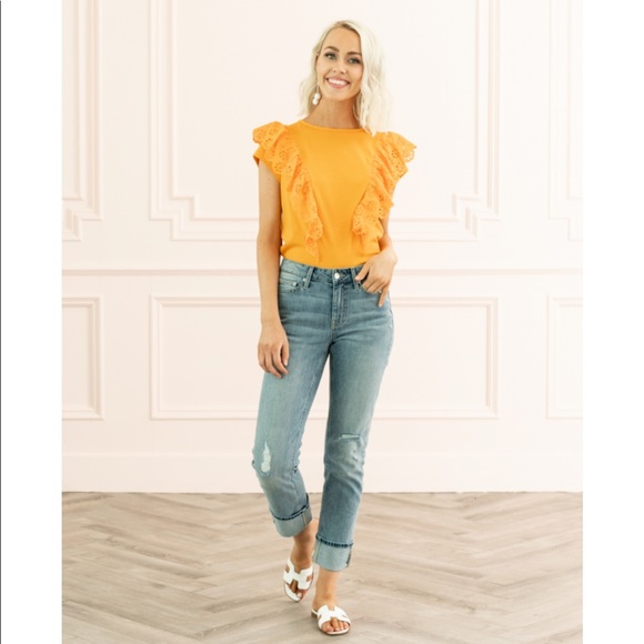 Rachel Parcell Ruffle Tee - Picture 2 of 7